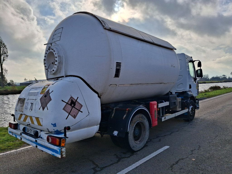 Renault MIDLUM 220 GAS / LPG - Tanker truck: picture 5 Renault MIDLUM 220 GAS / LPG - Tanker truck: picture 5