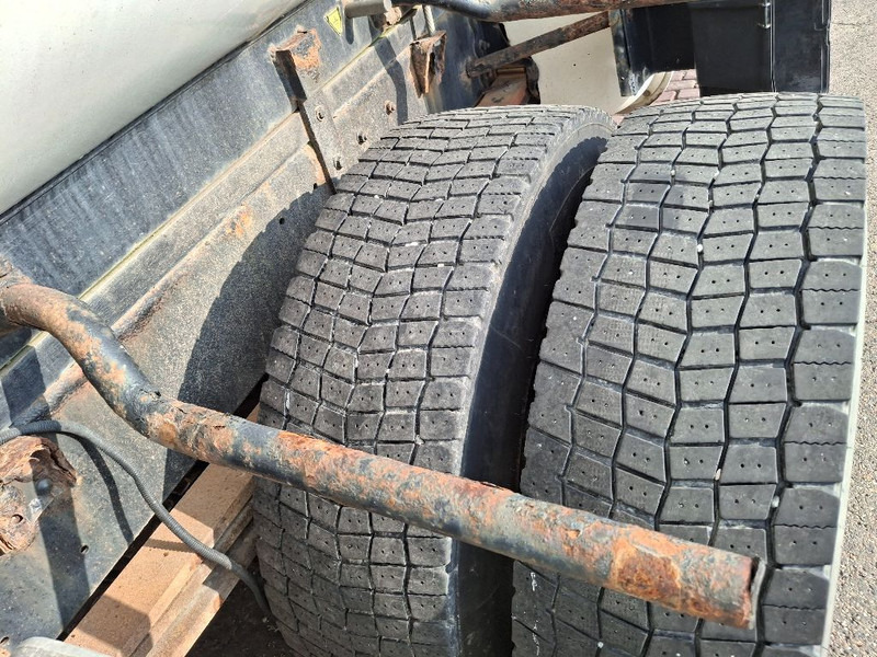 Renault MIDLUM 280DXI - Tanker truck: picture 5 Renault MIDLUM 280DXI - Tanker truck: picture 5