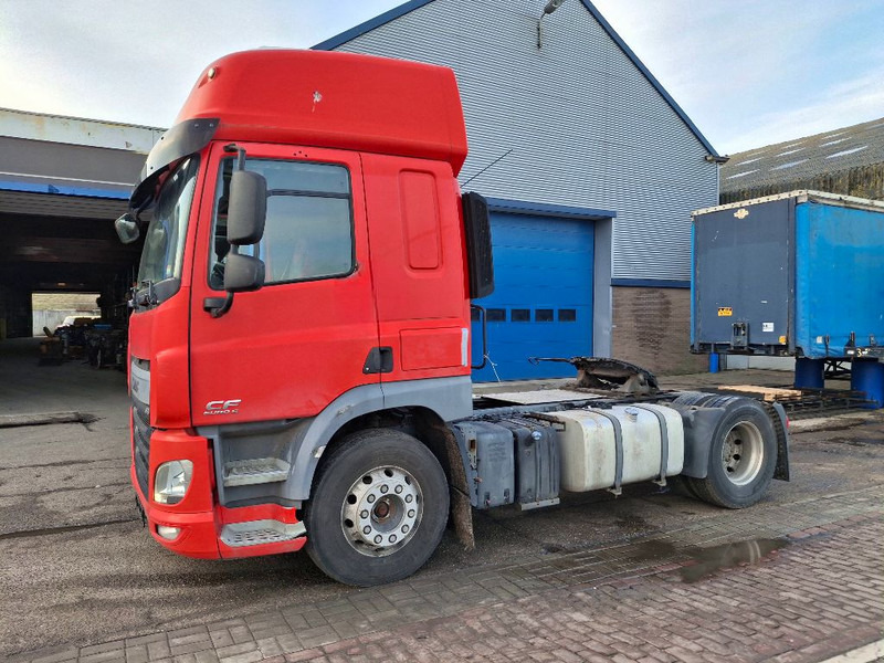 DAF CF 400 FT - Tractor unit: picture 2 DAF CF 400 FT - Tractor unit: picture 2