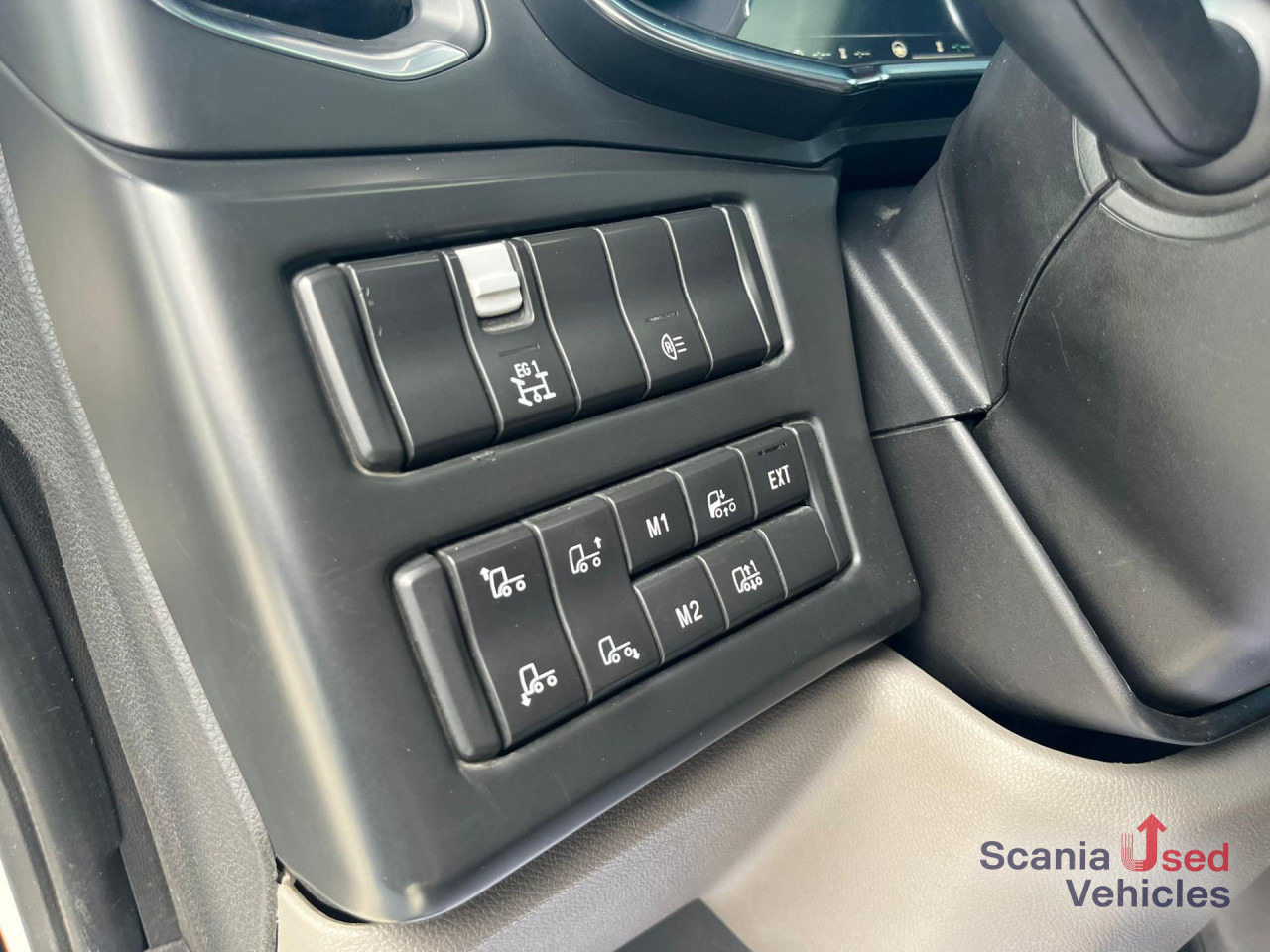 SCANIA R 500 B6x2NB HOOKLIFT 20T RETARDER FULL-AIR 9T - Cab chassis truck: picture 4 SCANIA R 500 B6x2NB HOOKLIFT 20T RETARDER FULL-AIR 9T - Cab chassis truck: picture 4