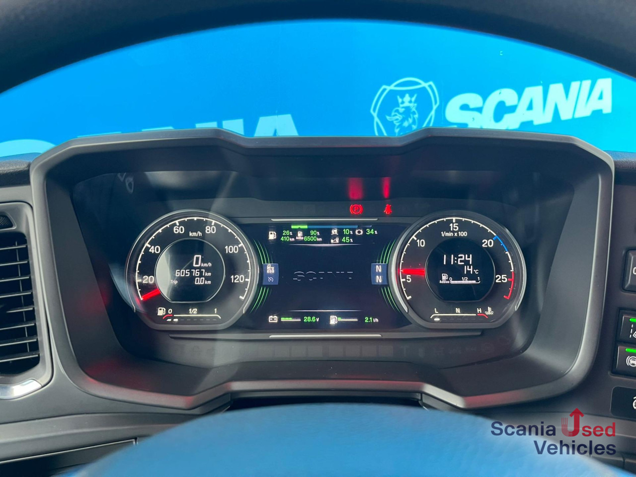 SCANIA R 410 A4x2NA RETARDER ADR FL LED ACC - Tractor unit: picture 5 SCANIA R 410 A4x2NA RETARDER ADR FL LED ACC - Tractor unit: picture 5