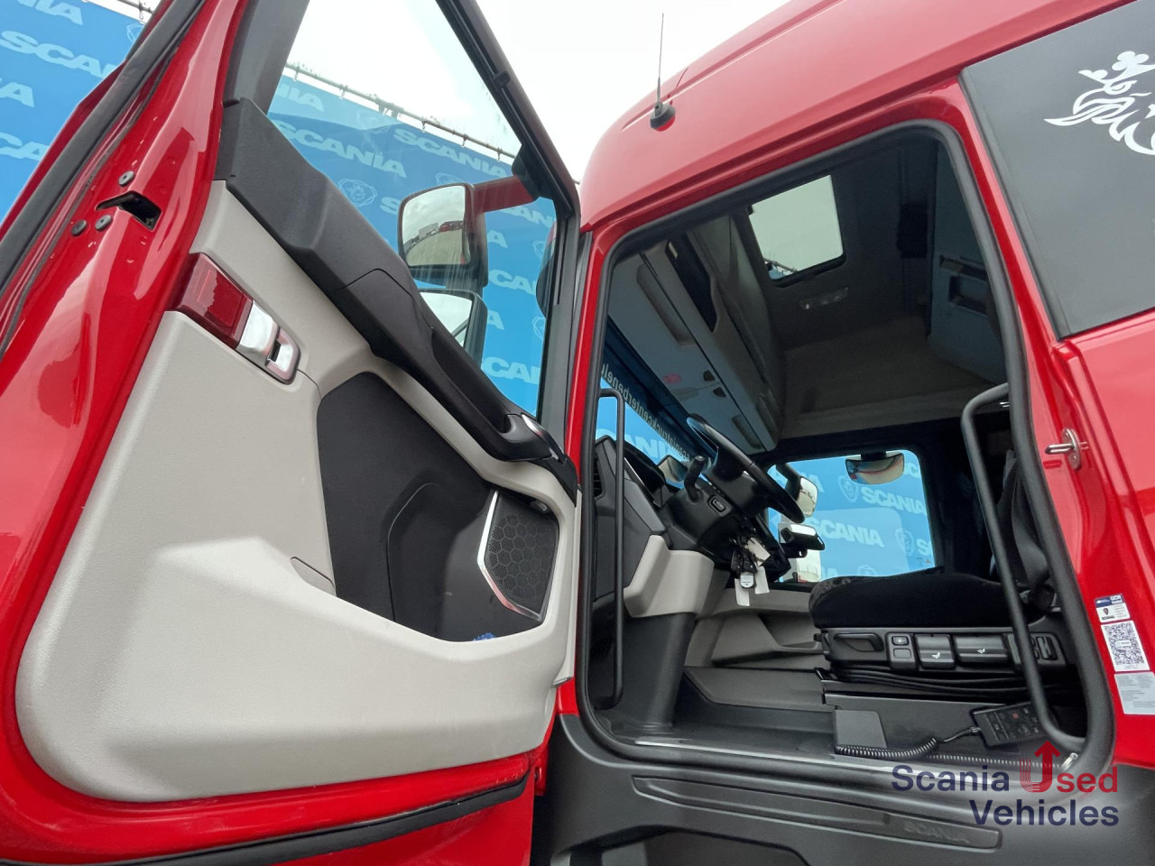 SCANIA R 450 A6x2/4NA RETARDER PTO LED NAVI - Tractor unit: picture 2 SCANIA R 450 A6x2/4NA RETARDER PTO LED NAVI - Tractor unit: picture 2