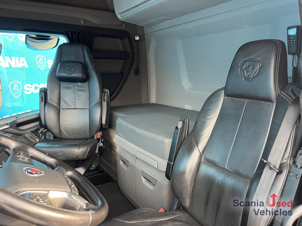 SCANIA S 500 A4x2NB RETARDER 8T FULL AIR DIFF-L P-AIRCO S - Tractor unit: picture 3 SCANIA S 500 A4x2NB RETARDER 8T FULL AIR DIFF-L P-AIRCO S - Tractor unit: picture 3