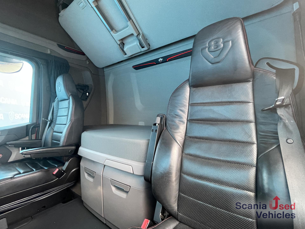 SCANIA S 520 A6x2/4NB DIFF-L RETARDER FULL AIR P-AIRCO V8 - Tractor unit: picture 5 SCANIA S 520 A6x2/4NB DIFF-L RETARDER FULL AIR P-AIRCO V8 - Tractor unit: picture 5