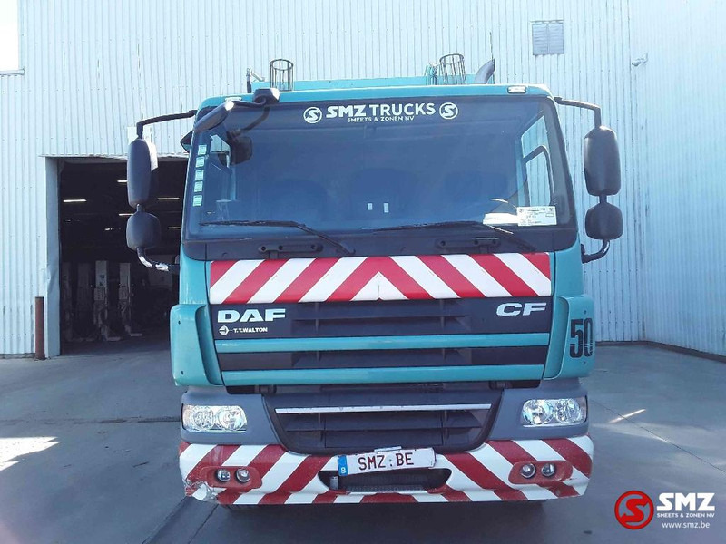 DAF 75 CF 310 VdK pusher 2000 +2x lift 4x on stocl - Refuse truck: picture 2 DAF 75 CF 310 VdK pusher 2000 +2x lift 4x on stocl - Refuse truck: picture 2