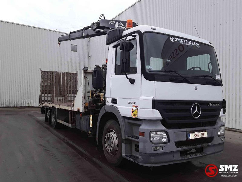 Mercedes-Benz Actros 2532 Fassi F 210 2 ext+remote - Tow truck: picture 1 Mercedes-Benz Actros 2532 Fassi F 210 2 ext+remote - Tow truck: picture 1