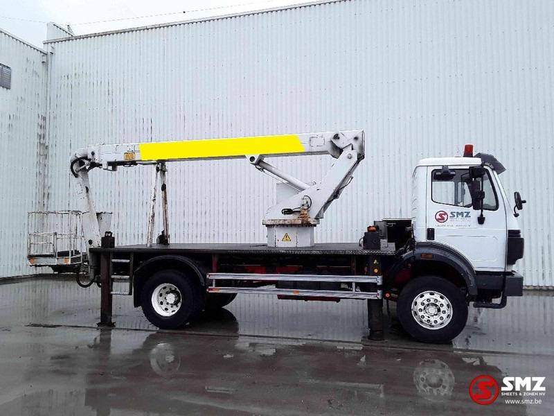 Mercedes-Benz SK 1824 lames/steel - Truck mounted aerial platform: picture 4 Mercedes-Benz SK 1824 lames/steel - Truck mounted aerial platform: picture 4