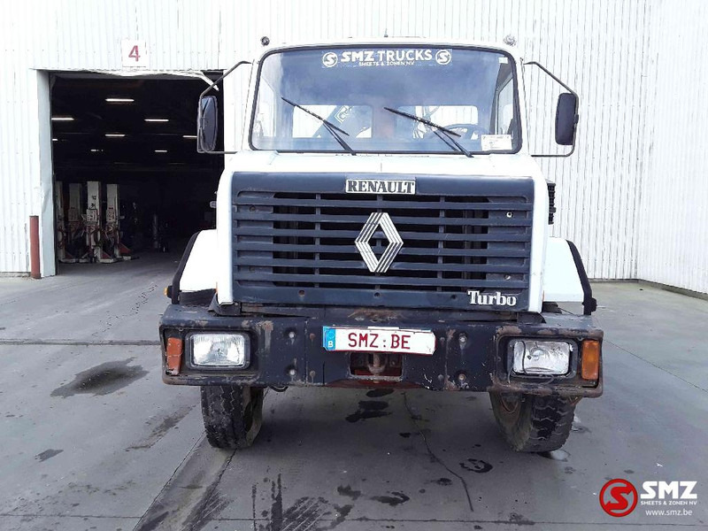 Renault C 210 - Tipper, Crane truck: picture 2 Renault C 210 - Tipper, Crane truck: picture 2