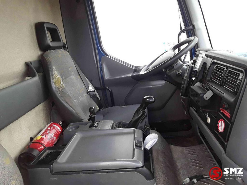 Renault Midlum 210 8000L manual pump - Tanker truck: picture 5 Renault Midlum 210 8000L manual pump - Tanker truck: picture 5