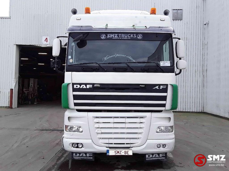 DAF 105 XF 460 Spacecab manual Francais 899'km - Tractor unit: picture 2 DAF 105 XF 460 Spacecab manual Francais 899'km - Tractor unit: picture 2