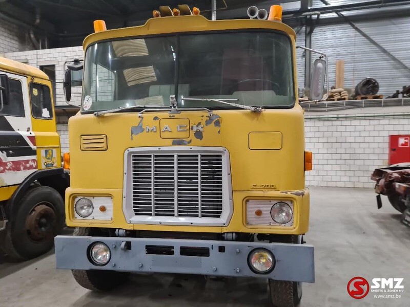 MACK F 700 francais/french - Tractor unit: picture 2 MACK F 700 francais/french - Tractor unit: picture 2