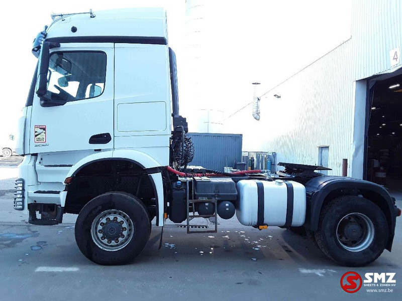 Tractor unit Mercedes-Benz Arocs 2051 4x4 Retarder NO hydrodrive!!: picture 5 Tractor unit Mercedes-Benz Arocs 2051 4x4 Retarder NO hydrodrive!!: picture 5