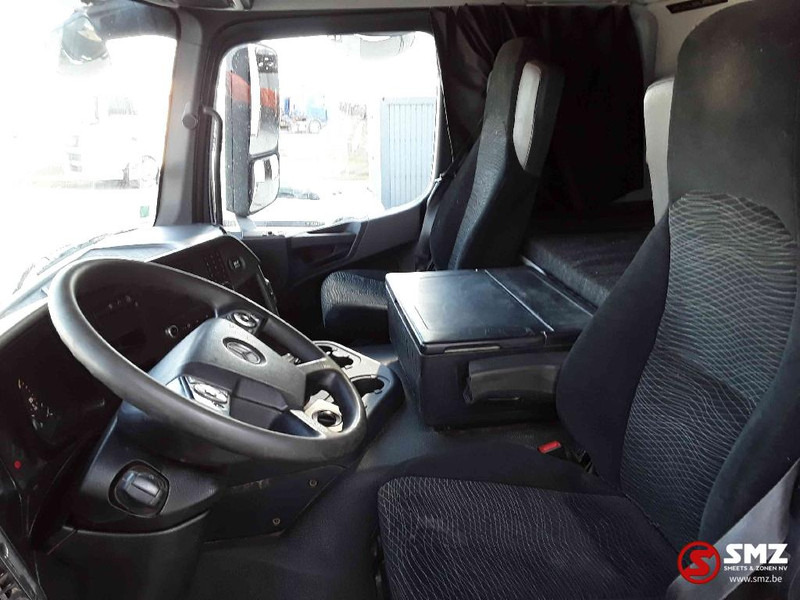Tractor unit Mercedes-Benz Arocs 2051 4x4 Retarder NO hydrodrive!!: picture 7 Tractor unit Mercedes-Benz Arocs 2051 4x4 Retarder NO hydrodrive!!: picture 7