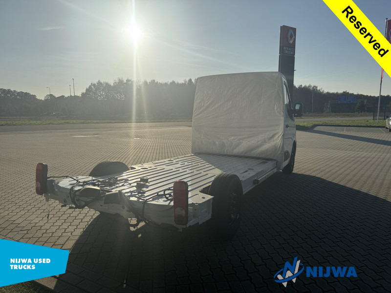 Renault Master E-Tech 145 L3H1 platform cabine - Commercial vehicle, Electric van: picture 4 Renault Master E-Tech 145 L3H1 platform cabine - Commercial vehicle, Electric van: picture 4