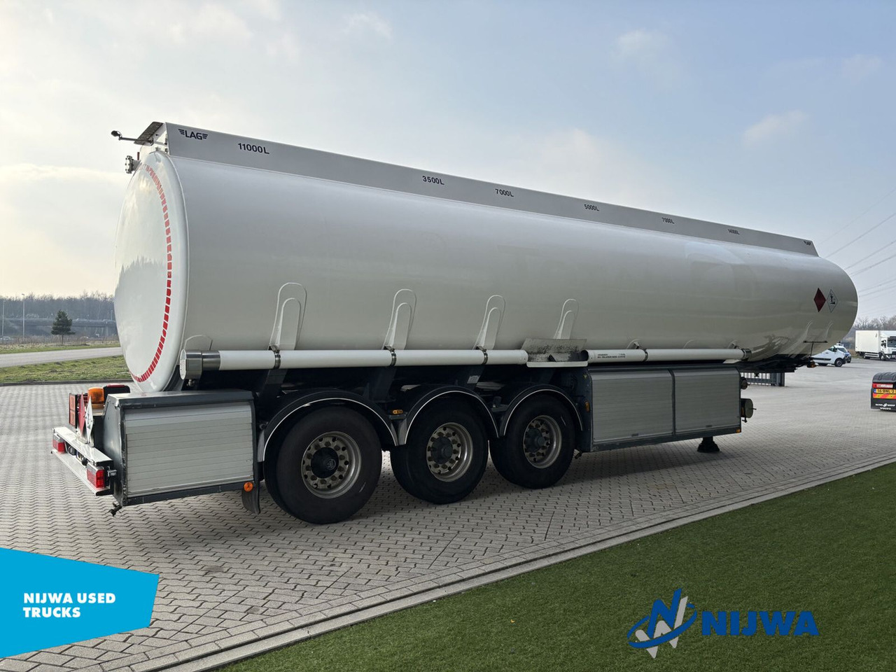 Lag O-3-43 Valid ADR + 47.500 L - Tanker semi-trailer: picture 3 Lag O-3-43 Valid ADR + 47.500 L - Tanker semi-trailer: picture 3