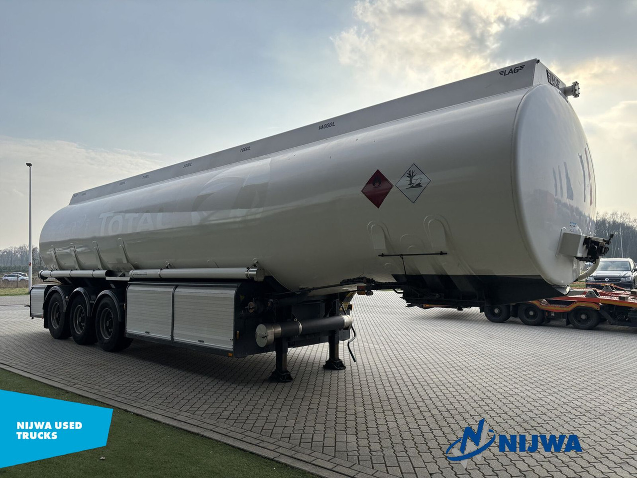 Lag O-3-43 Valid ADR + 47.500 L - Tanker semi-trailer: picture 2 Lag O-3-43 Valid ADR + 47.500 L - Tanker semi-trailer: picture 2