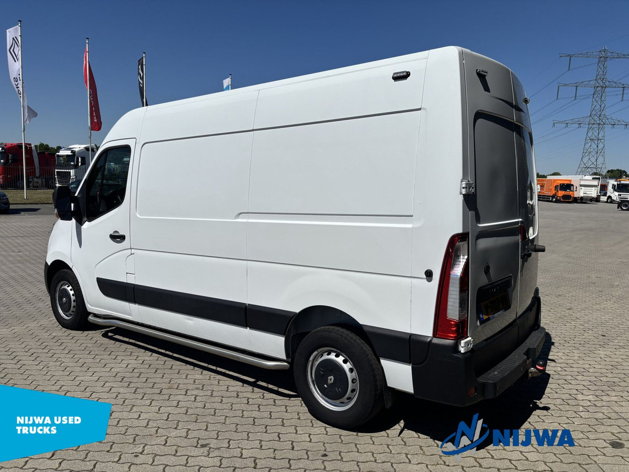 Renault Master T35 170 L2H3 Camera + Trekhaak Kasten - Panel van: picture 4 Renault Master T35 170 L2H3 Camera + Trekhaak Kasten - Panel van: picture 4