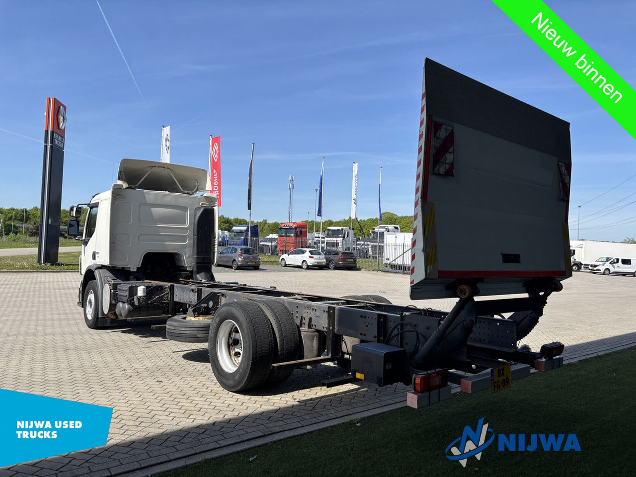 Volvo FE 42R 4x2 Laadklep + Airco - Cab chassis truck: picture 4 Volvo FE 42R 4x2 Laadklep + Airco - Cab chassis truck: picture 4