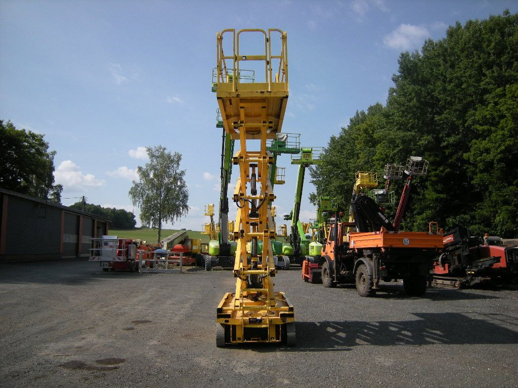 Genie GS 4047 Scherenarbeitsbühne Genie 14 m - Truck mounted aerial platform: picture 3 Genie GS 4047 Scherenarbeitsbühne Genie 14 m - Truck mounted aerial platform: picture 3