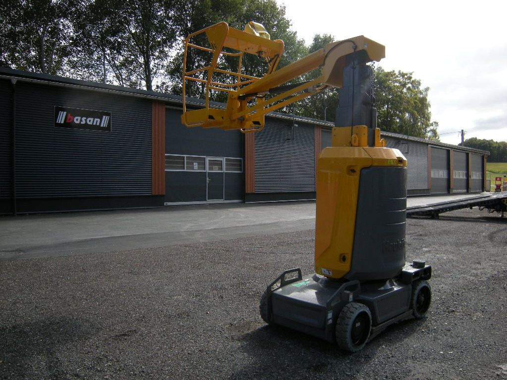 Haulotte Arbeitsbühne Haulotte Star 10, AH 10 m - Truck mounted aerial platform: picture 3 Haulotte Arbeitsbühne Haulotte Star 10, AH 10 m - Truck mounted aerial platform: picture 3