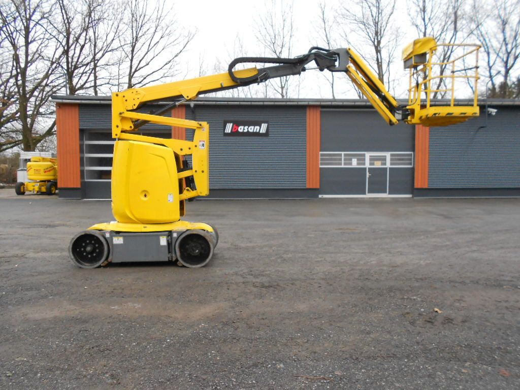 Haulotte HA12CJ+ , AH 12m, Korbarm drehbar - Articulated boom lift: picture 1 Haulotte HA12CJ+ , AH 12m, Korbarm drehbar - Articulated boom lift: picture 1