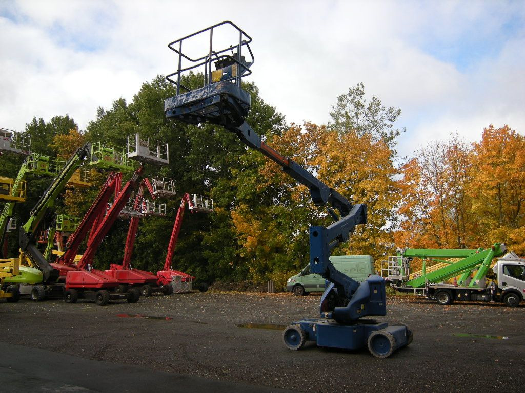 JLG N40E Gelenkteleskoparbeitsbühne 14 m - Truck mounted aerial platform: picture 5 JLG N40E Gelenkteleskoparbeitsbühne 14 m - Truck mounted aerial platform: picture 5