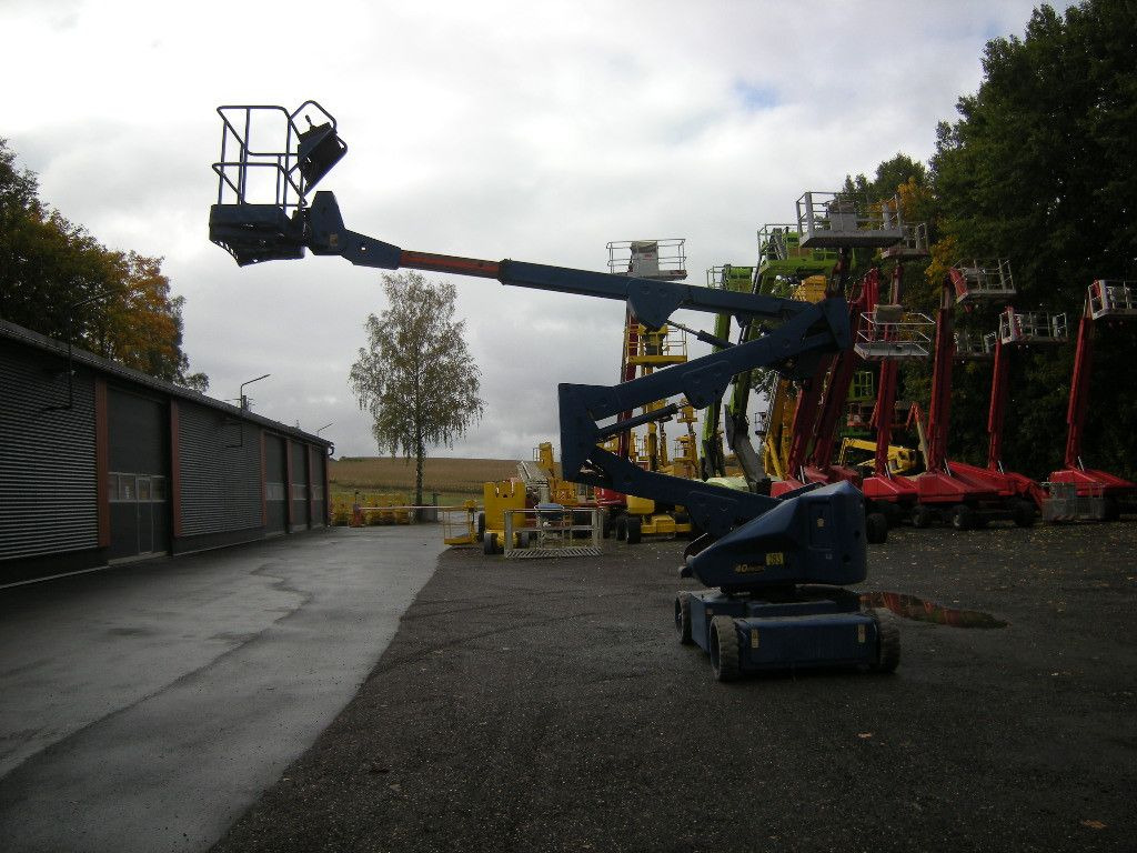 JLG N40E Gelenkteleskoparbeitsbühne 14 m - Truck mounted aerial platform: picture 4 JLG N40E Gelenkteleskoparbeitsbühne 14 m - Truck mounted aerial platform: picture 4