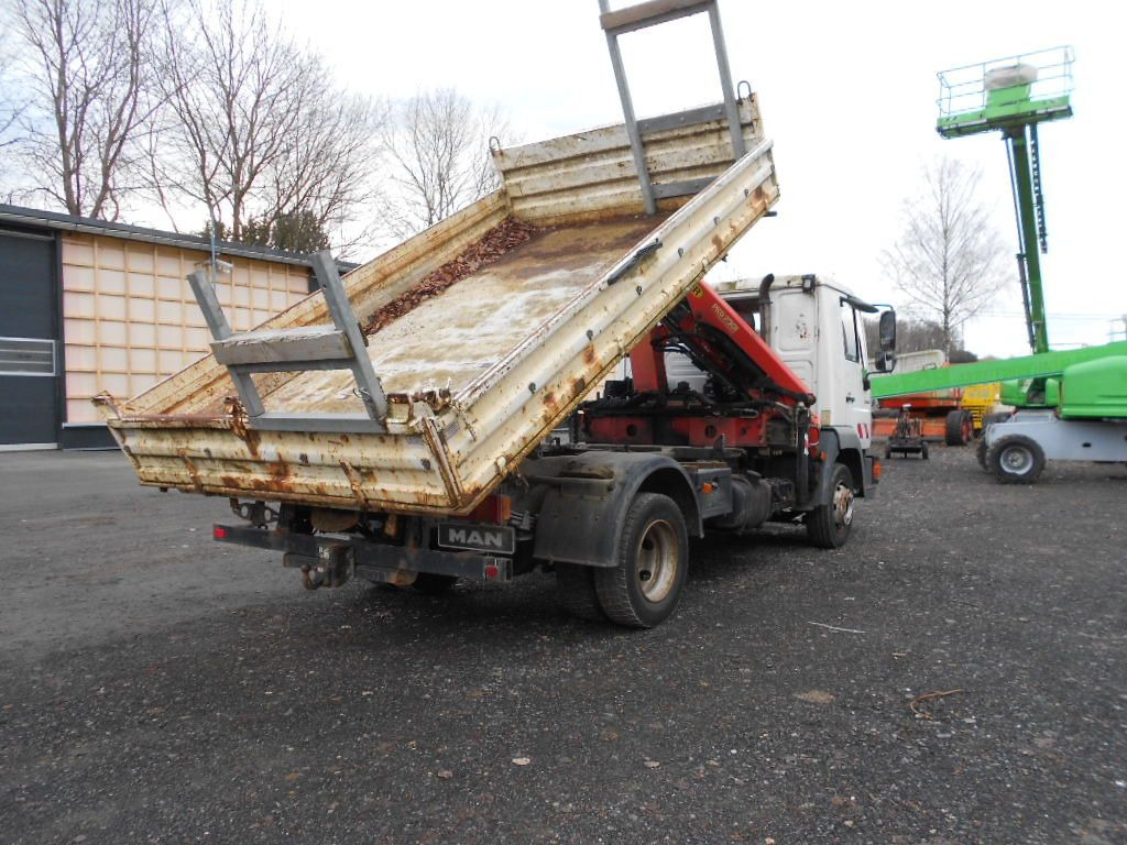 MAN MAN LE8.150 mit Palfinger PKG7001 - Tipper, Crane truck: picture 4 MAN MAN LE8.150 mit Palfinger PKG7001 - Tipper, Crane truck: picture 4