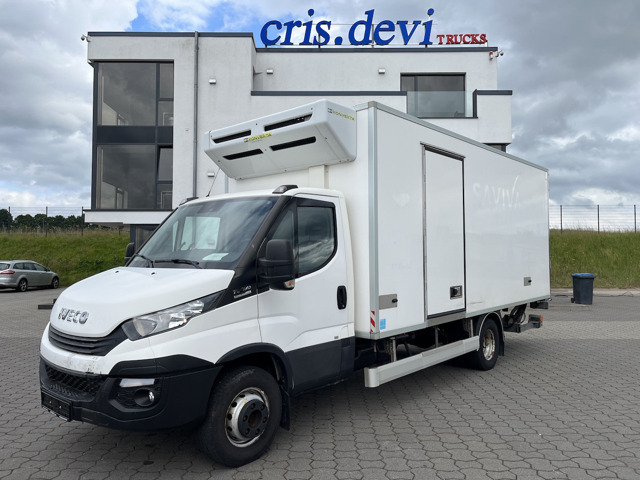 Iveco 70C18 Daily Kühlkoffer mit Ladebordwand Konvekta - Commercial vehicle: picture 1 Iveco 70C18 Daily Kühlkoffer mit Ladebordwand Konvekta - Commercial vehicle: picture 1