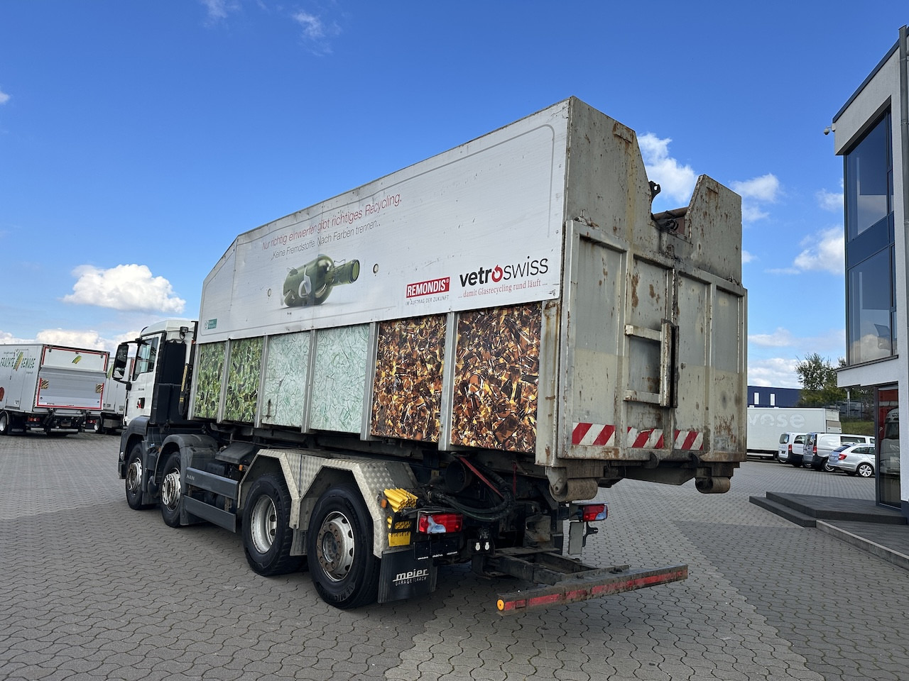 MAN TGS 35.400 8x2 Intarder PK 16502 Glasmulde - Hook lift truck, Crane truck: picture 4 MAN TGS 35.400 8x2 Intarder PK 16502 Glasmulde - Hook lift truck, Crane truck: picture 4