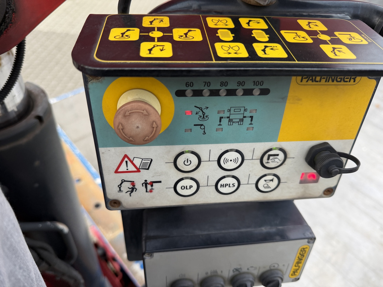 MAN TGX 26.500 6x2 Palfinger 18001 SLD 3 Baustoff - Dropside/ Flatbed truck, Crane truck: picture 5 MAN TGX 26.500 6x2 Palfinger 18001 SLD 3 Baustoff - Dropside/ Flatbed truck, Crane truck: picture 5