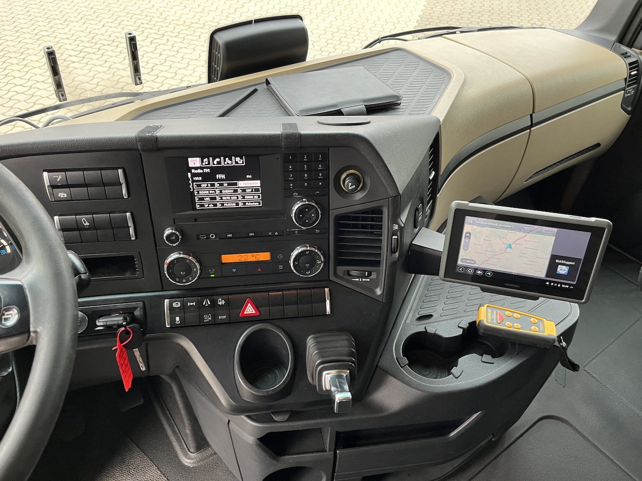 Mercedes-Benz 1842 4x2 LBW Kühlung Flüssigstickstoff GAS - Refrigerated truck: picture 2 Mercedes-Benz 1842 4x2 LBW Kühlung Flüssigstickstoff GAS - Refrigerated truck: picture 2