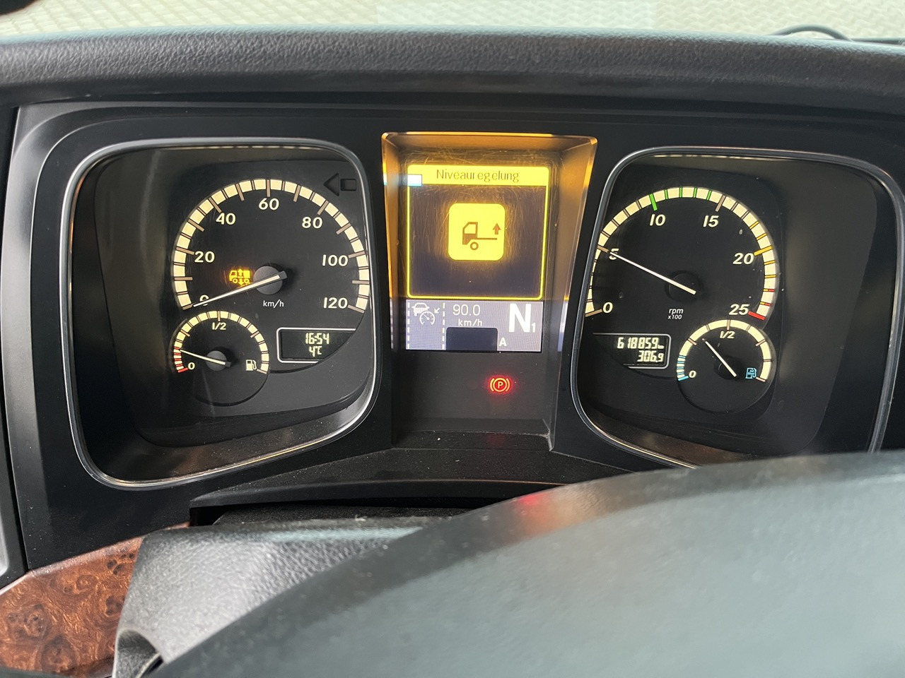 Mercedes-Benz Actros 2545 6x2 Eifer - Atlas 265-A6 Lenk- Liftachse - Dropside/ Flatbed truck, Crane truck: picture 2 Mercedes-Benz Actros 2545 6x2 Eifer - Atlas 265-A6 Lenk- Liftachse - Dropside/ Flatbed truck, Crane truck: picture 2