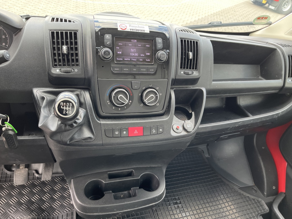 Peugeot Boxer Verkaufsfahrzeug Foodtruck - Food truck: picture 2 Peugeot Boxer Verkaufsfahrzeug Foodtruck - Food truck: picture 2