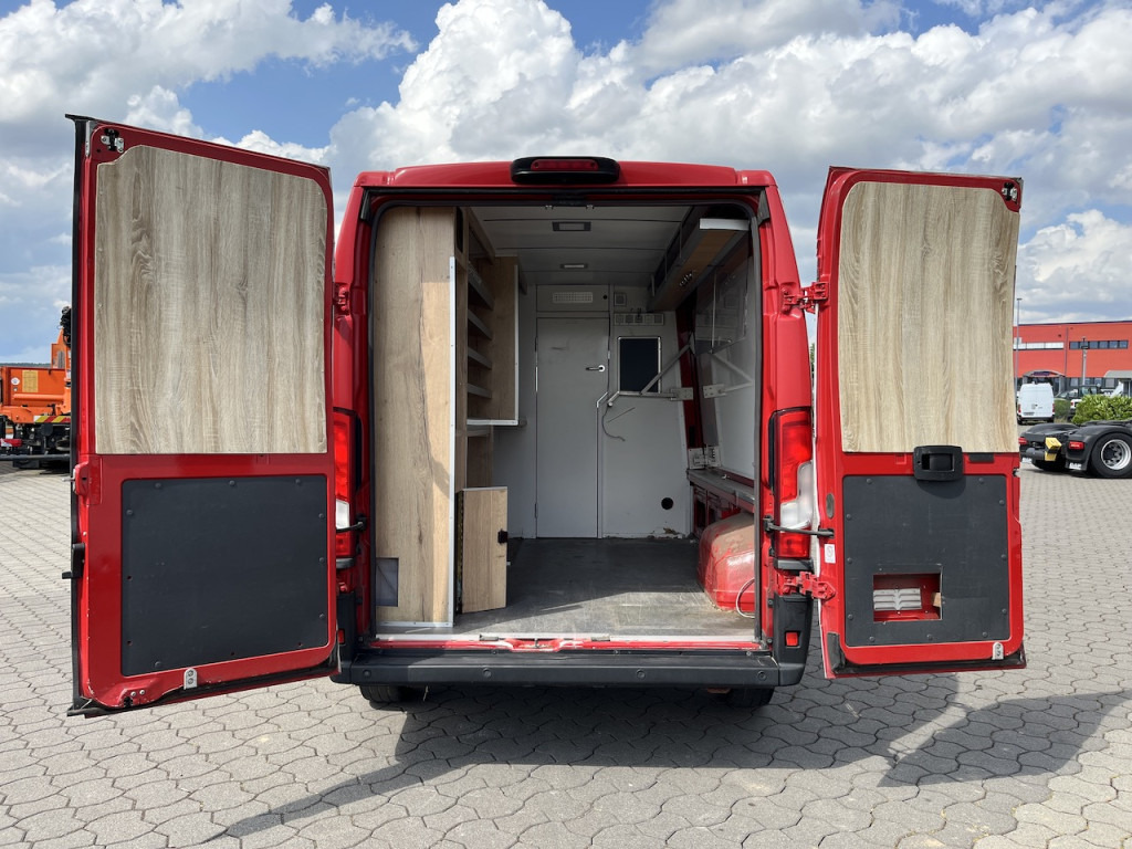 Peugeot Boxer Verkaufsfahrzeug Foodtruck - Food truck: picture 4 Peugeot Boxer Verkaufsfahrzeug Foodtruck - Food truck: picture 4