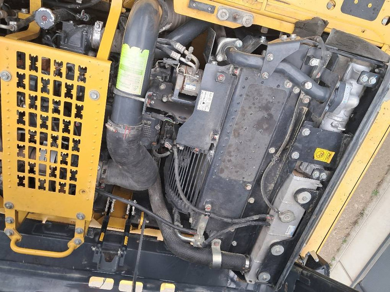 Crawler excavator Komatsu HB365LC-3 Hybrid: picture 9 Crawler excavator Komatsu HB365LC-3 Hybrid: picture 9