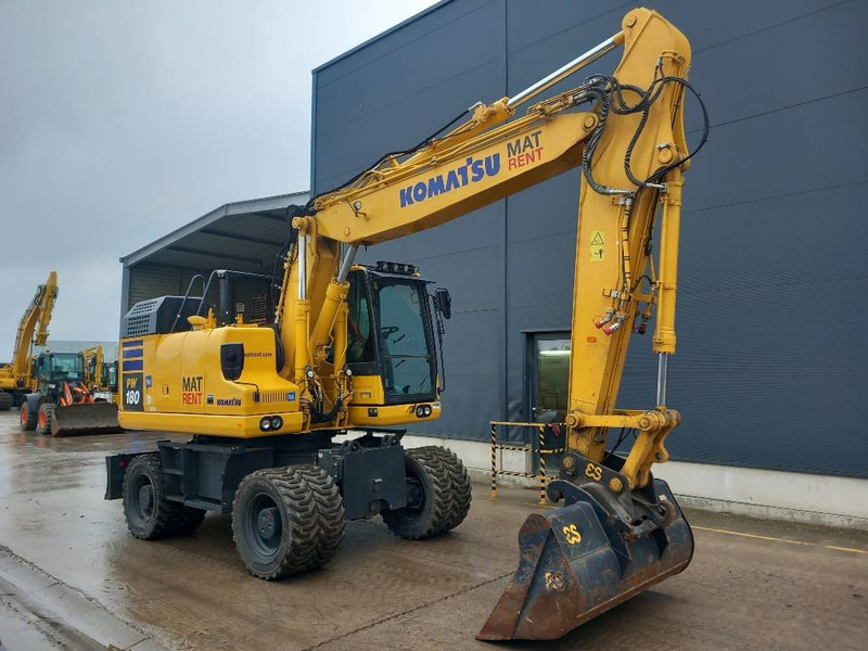 Komatsu PW180-11E0 - Wheel excavator: picture 1 Komatsu PW180-11E0 - Wheel excavator: picture 1