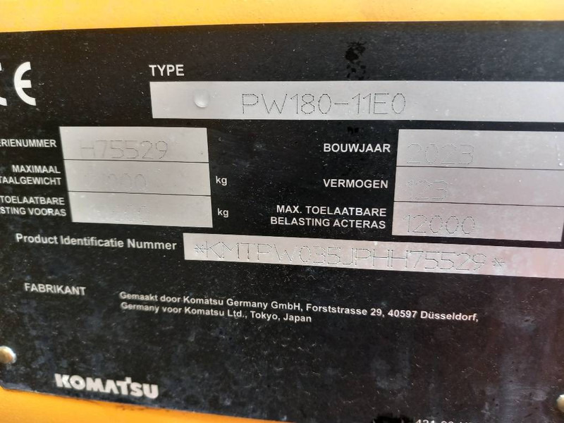 Komatsu PW180-11E0 - Wheel excavator: picture 2 Komatsu PW180-11E0 - Wheel excavator: picture 2