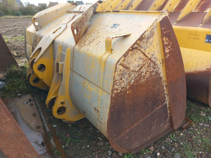 Komatsu WA480-8 - Bucket for Construction machinery: picture 2 Komatsu WA480-8 - Bucket for Construction machinery: picture 2