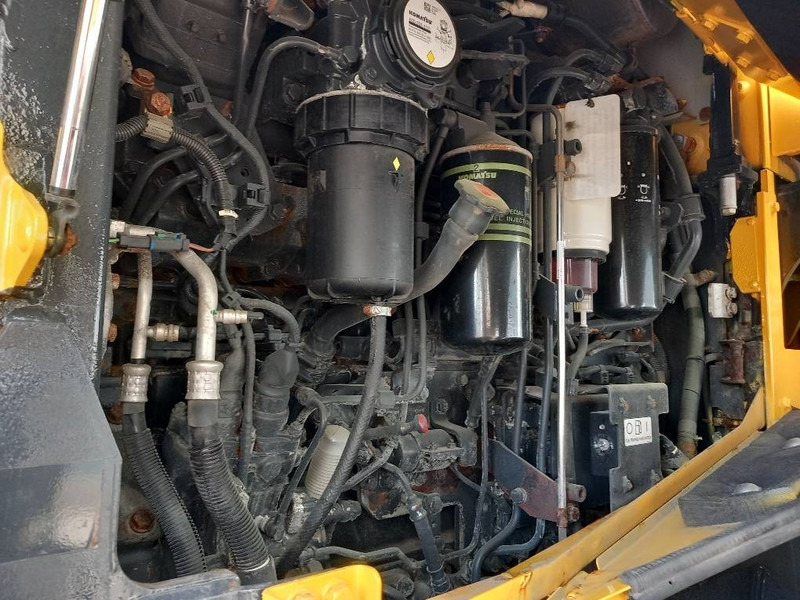 Komatsu WA480-8E0 - Wheel loader: picture 4 Komatsu WA480-8E0 - Wheel loader: picture 4