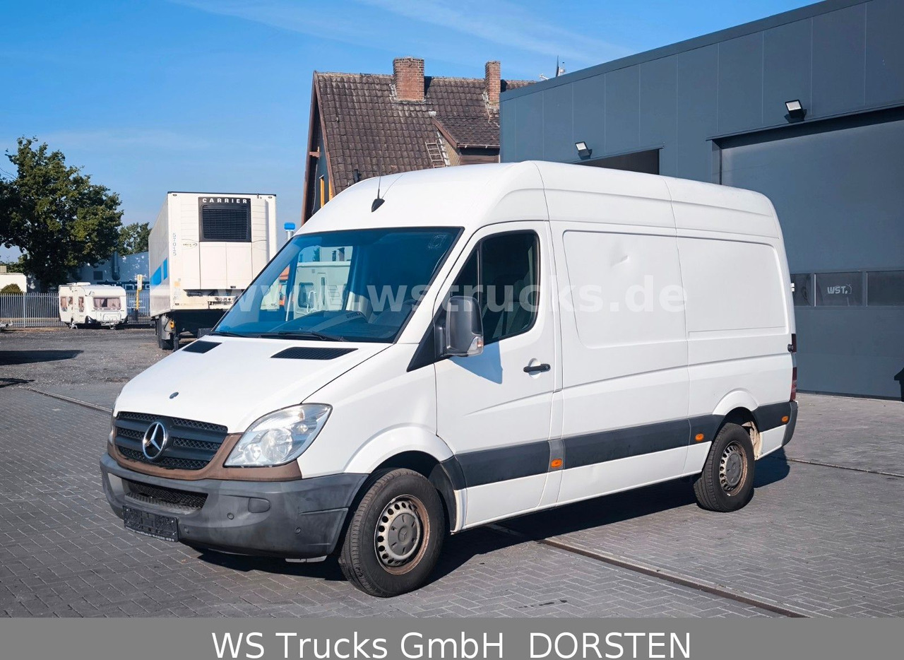 Mercedes-Benz Sprinter II Kasten 216 CDI Hoch/Lang - Commercial vehicle: picture 1 Mercedes-Benz Sprinter II Kasten 216 CDI Hoch/Lang - Commercial vehicle: picture 1