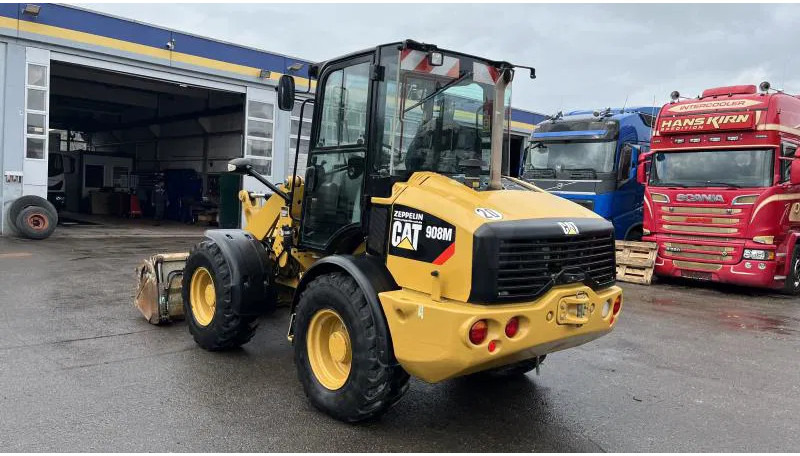 Caterpillar 908 M Klappschaufel+Pal.gabel Schnellwechsl. 908 M 4x4 Klappschaufel+Pal.gabel Schnellwechsl. - Wheel loader: picture 2 Caterpillar 908 M Klappschaufel+Pal.gabel Schnellwechsl. 908 M 4x4 Klappschaufel+Pal.gabel Schnellwechsl. - Wheel loader: picture 2