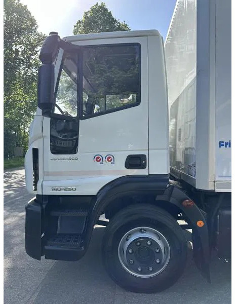 Iveco EuroCargo 140 140-250 Tiefkühl Multitemp - Refrigerated truck: picture 3 Iveco EuroCargo 140 140-250 Tiefkühl Multitemp - Refrigerated truck: picture 3