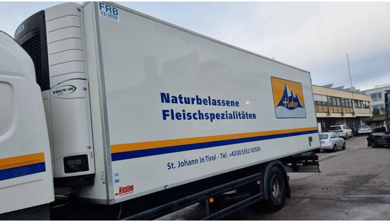 Scania P360 4X2 Fleisch Rohrbahnen Carrier Vector 1550 - Refrigerated truck: picture 2 Scania P360 4X2 Fleisch Rohrbahnen Carrier Vector 1550 - Refrigerated truck: picture 2