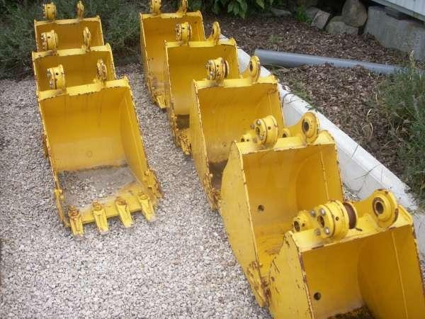 HYUNDAI R28-7 - 450MM - Excavator bucket: picture 1 HYUNDAI R28-7 - 450MM - Excavator bucket: picture 1