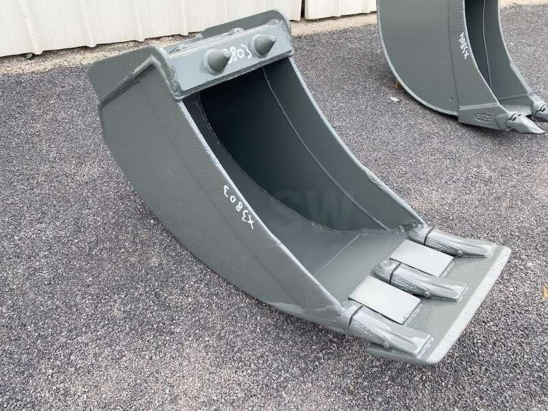 MECALAC 450mm - Series 8 / 10 / 11 et 12 - Excavator bucket: picture 1 MECALAC 450mm - Series 8 / 10 / 11 et 12 - Excavator bucket: picture 1