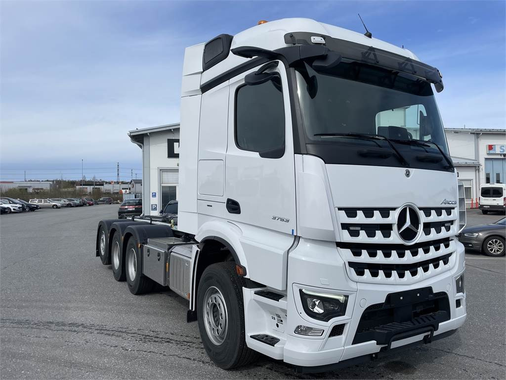 Mercedes-Benz Arocs 5 3753 L/NLA 8x4 - Hook lift truck: picture 2 Mercedes-Benz Arocs 5 3753 L/NLA 8x4 - Hook lift truck: picture 2