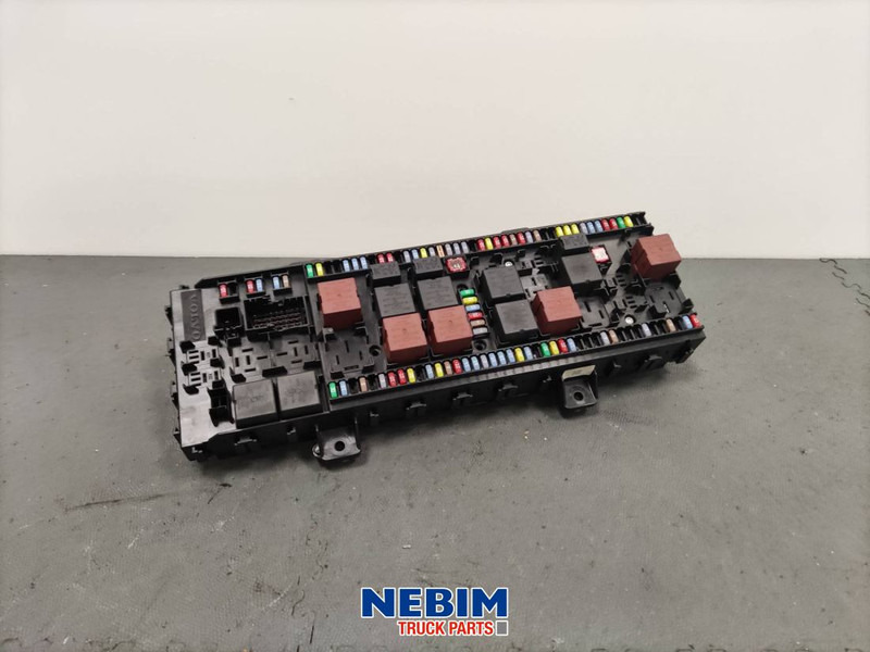 Volvo Volvo - 21543295 - Zekering \ relaiscentrum - Spare parts: picture 1 Volvo Volvo - 21543295 - Zekering \ relaiscentrum - Spare parts: picture 1