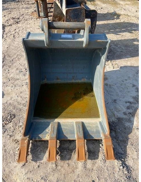 Liebherr (99001958) 0.85 m Tieflöffel / bucket SW 33 - Attachment for Construction machinery: picture 2 Liebherr (99001958) 0.85 m Tieflöffel / bucket SW 33 - Attachment for Construction machinery: picture 2