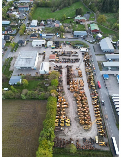 Liebherr R 974 B - Crawler excavator: picture 2 Liebherr R 974 B - Crawler excavator: picture 2